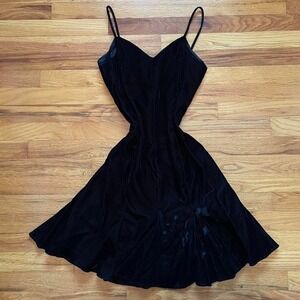Vintage 90s Black Velvet Mini Twirl Dress Sweetheart Neckline Whimsygoth Size M